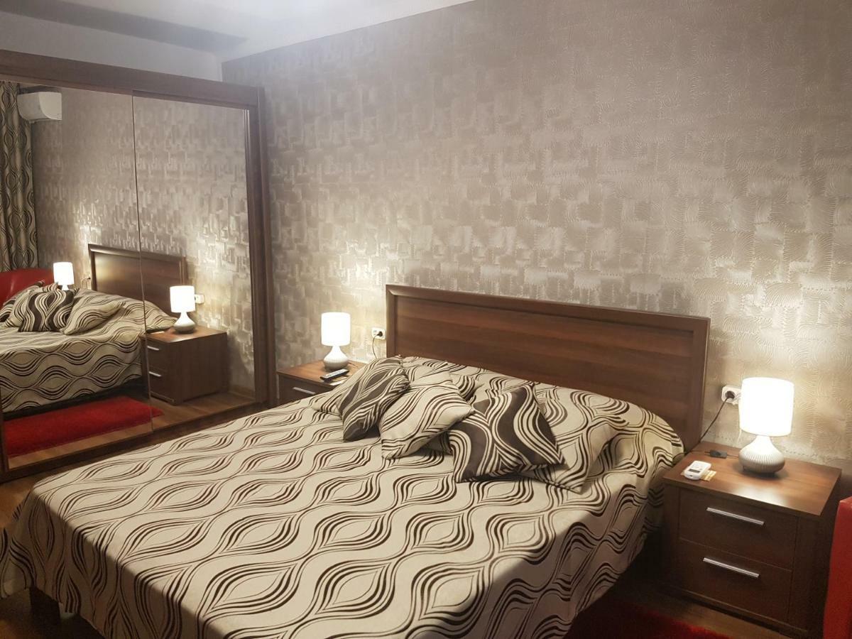 Casa Mirage Apartment Крайова Екстериор снимка